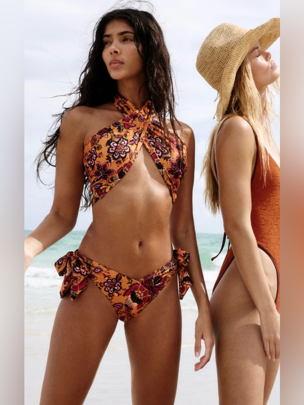 Stylish FP Beach cross -Halter Floral Tie-Side Bikini Set - Orange Floral